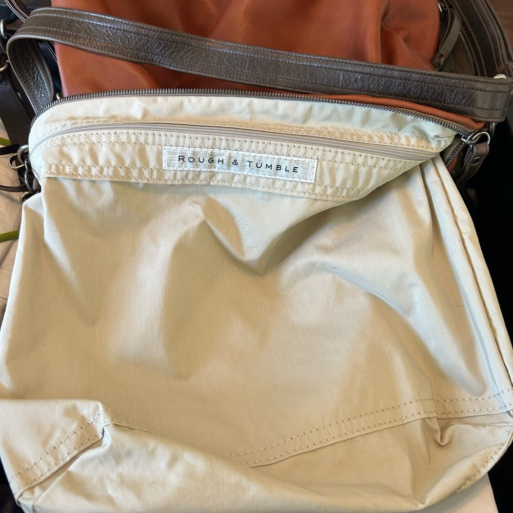 Rough & Tumble Large Hobo bag - Picture 7 of 7